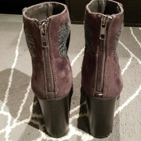 Juicy Couture booties - Picture 3 of 6